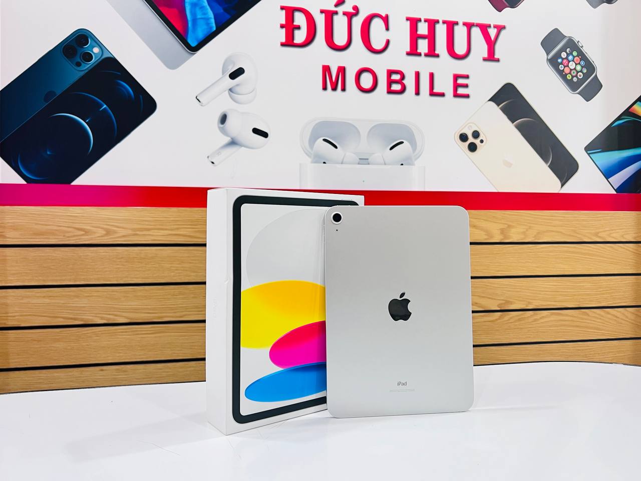 iPad Gen 10 256GB có màn hình  10.9", độ phân giải 1640 x 2360 pixel.