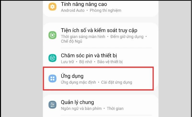 Truy cập vào ứng dụng trên điện thoại Samsung để tắt quảng cáo