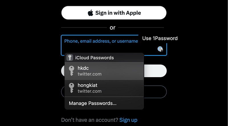 iCloud Keychain hỗ trợ tự điền mật khẩu thông minh.