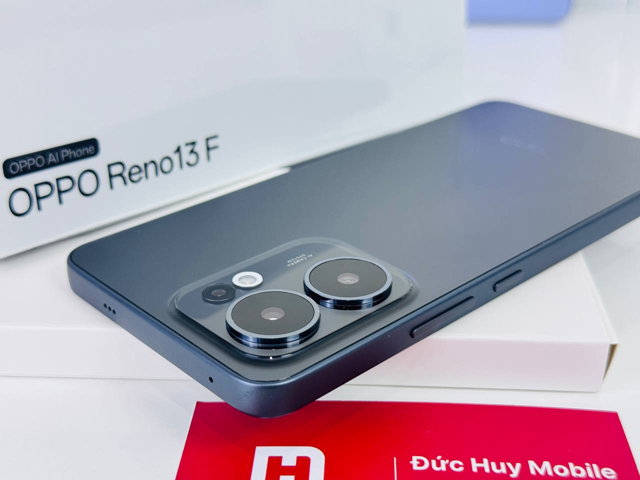 Đánh giá chi tiết OPPO Reno13 F