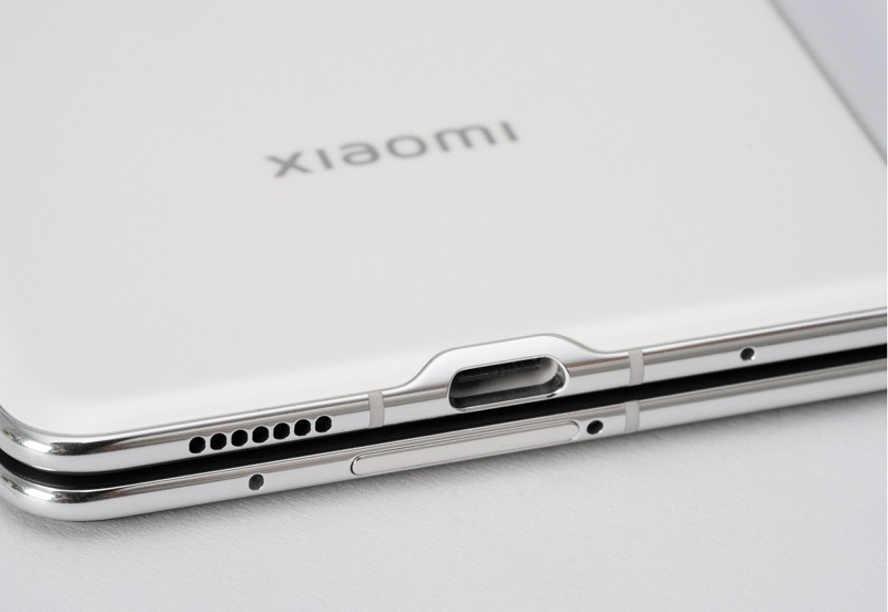 Xiaomi Mix Fold 4 có pin khủng 5100 mAh