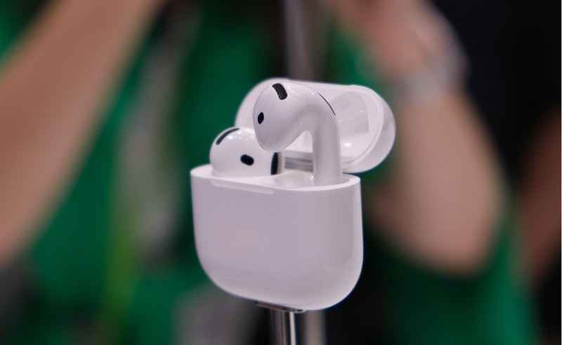 Apple AirPods 4 có nhiều tính năng mới mẻ