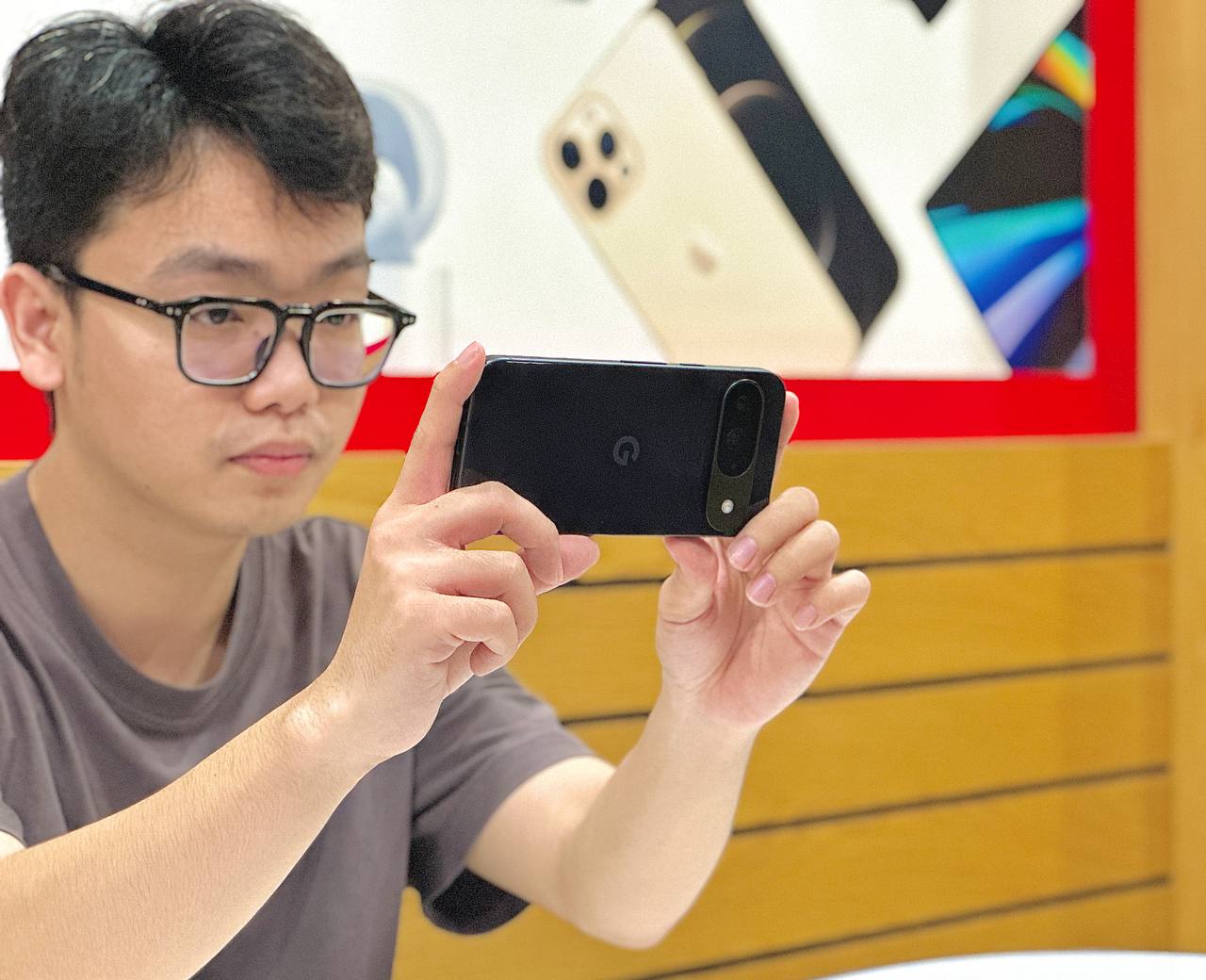 Trải nghiệm tính năng Gemini Live trên Google Pixel 9. 