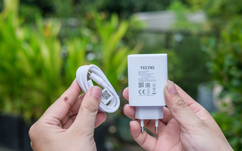 Pin và sạc Tecno Camon 30S là 5000 mAh