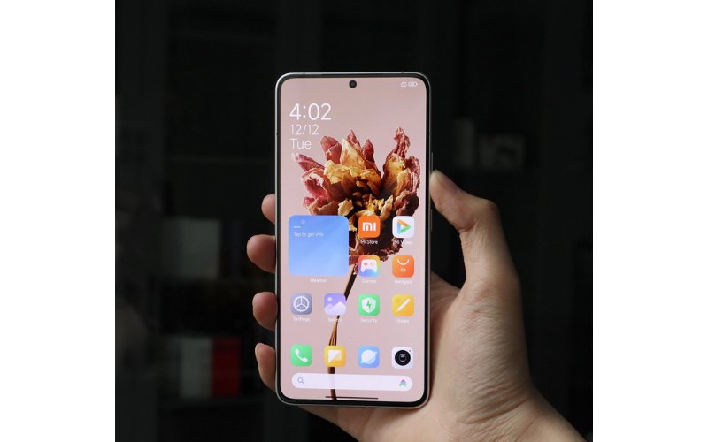 Độ sáng tối đa 4000 nits trên Xiaomi Poco F6 Pro.