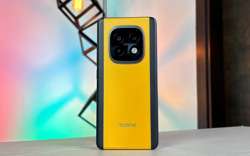 Thiết kế Realme Narzo 70 Turbo 5G