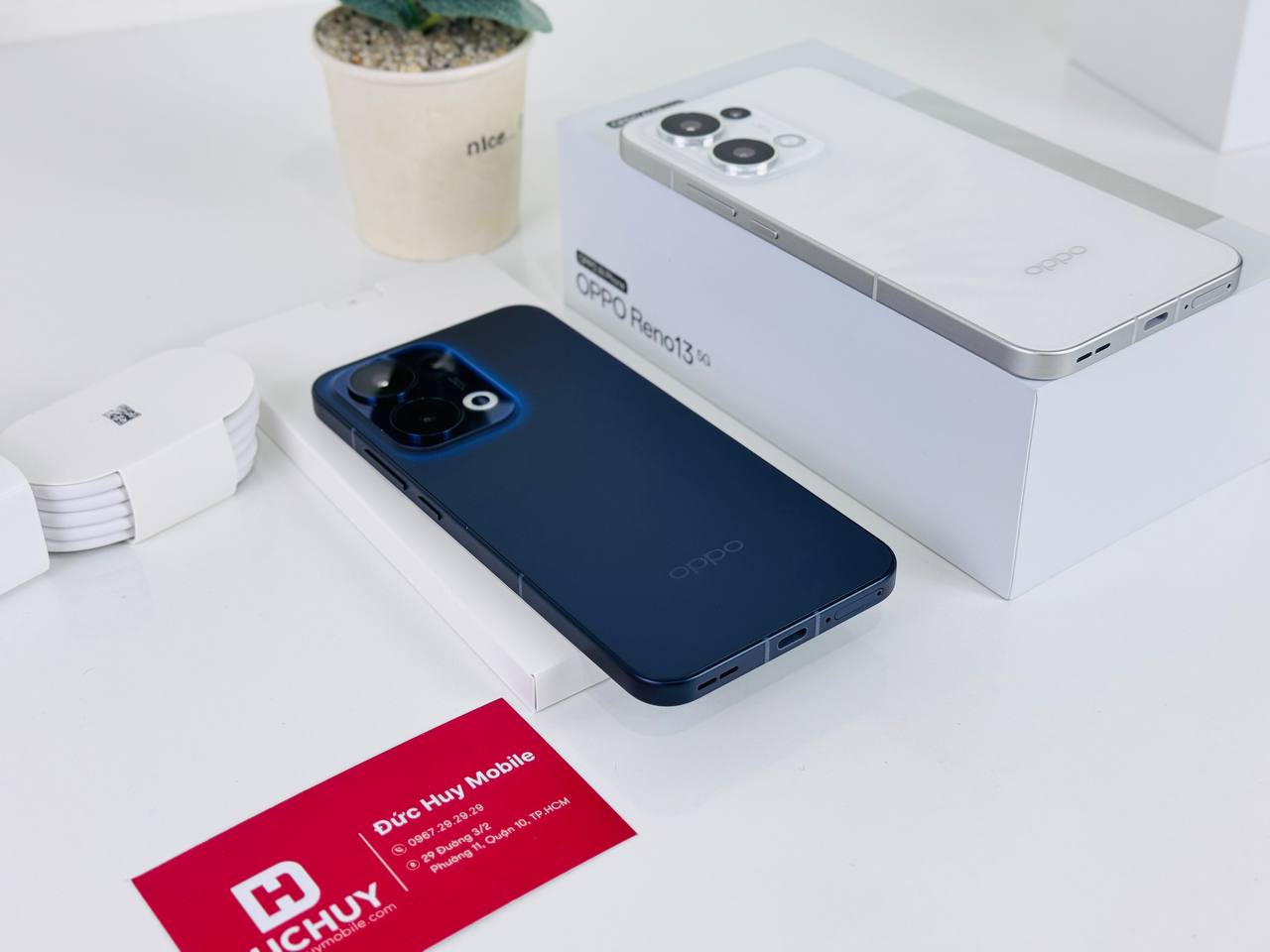 OPPO Reno13 có pin khủng