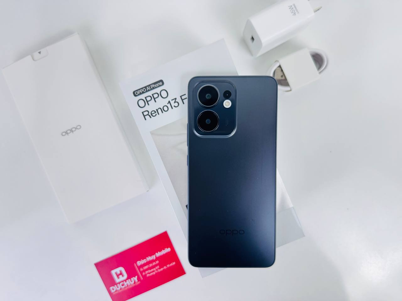 OPPO Reno13 F ghi điểm người dùng với viên pin 5,800 mAh