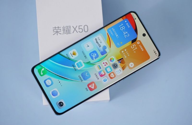 màn hình OLED 6.78 inch của honor x50 