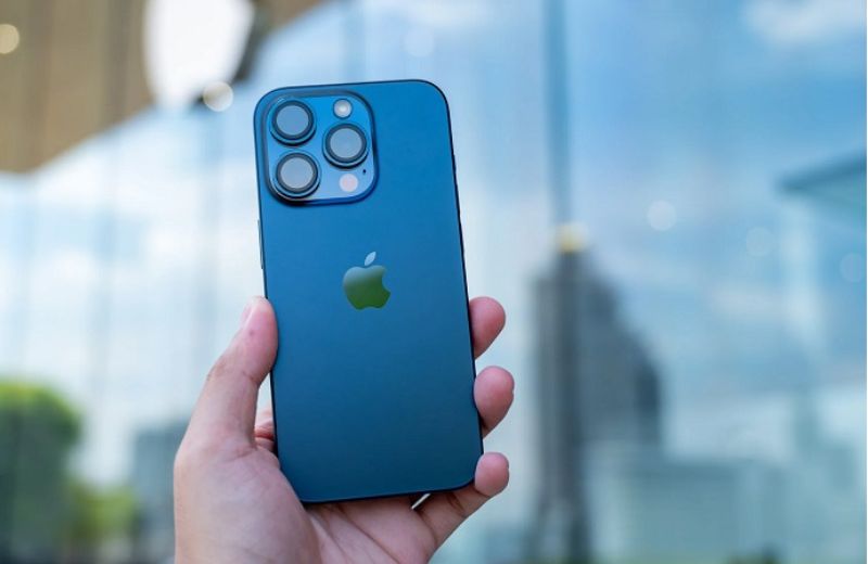 đánh giá thiết kế iphone 15 pro cũ