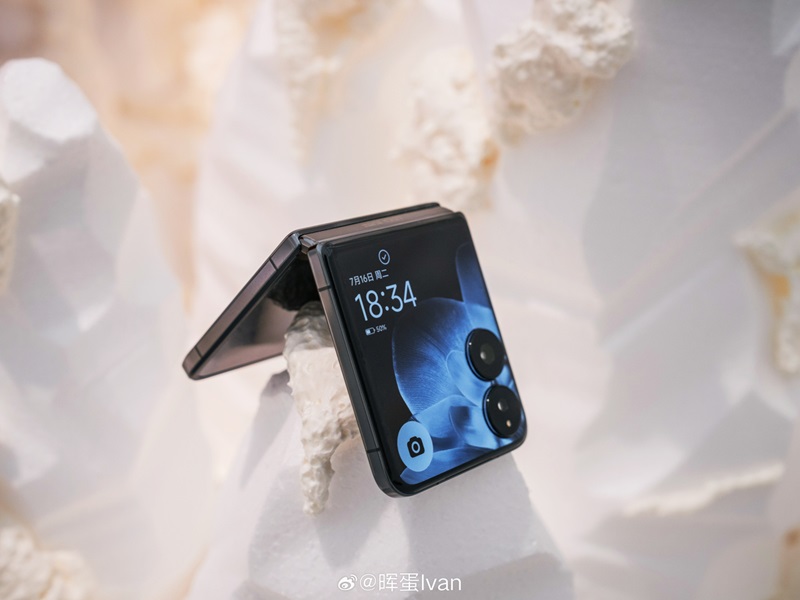  xiaomi mix flip 5g thiết kế vỏ sò 