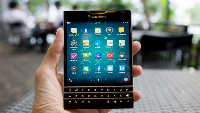 BlackBerry giảm giá Passport 1,5 triệu đồng - VnExpress Số hóa