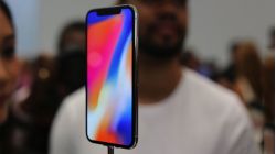 iPhone X ra mắt: Màn hình OLED tràn cạnh, chip A11 Bionic, giá 22.7 triệu