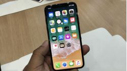 Có nên mua iPhone X về Việt Nam với giá gần 50 triệu?