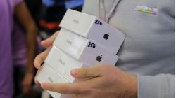 Apple có chính sách mới: Mỗi người chỉ mua được tối đa hai sản phẩm