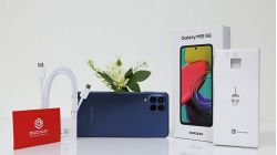 Mở hộp Samsung Galaxy M53 5G: Ngoài camera 108MP, Dimensity 900 thì còn gì HOT