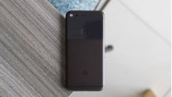 Cận cảnh Google Pixel đầu tiên tại Việt Nam