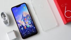 Video đập hộp Xiaomi Redmi 6 Pro lộ diện trước ngày ra mắt